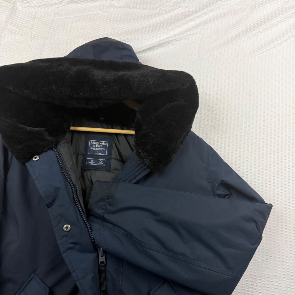 Abercrombie & Fitch Women's Ultra Parka Jacket Coat Faux Fur Navy Blue Size XL